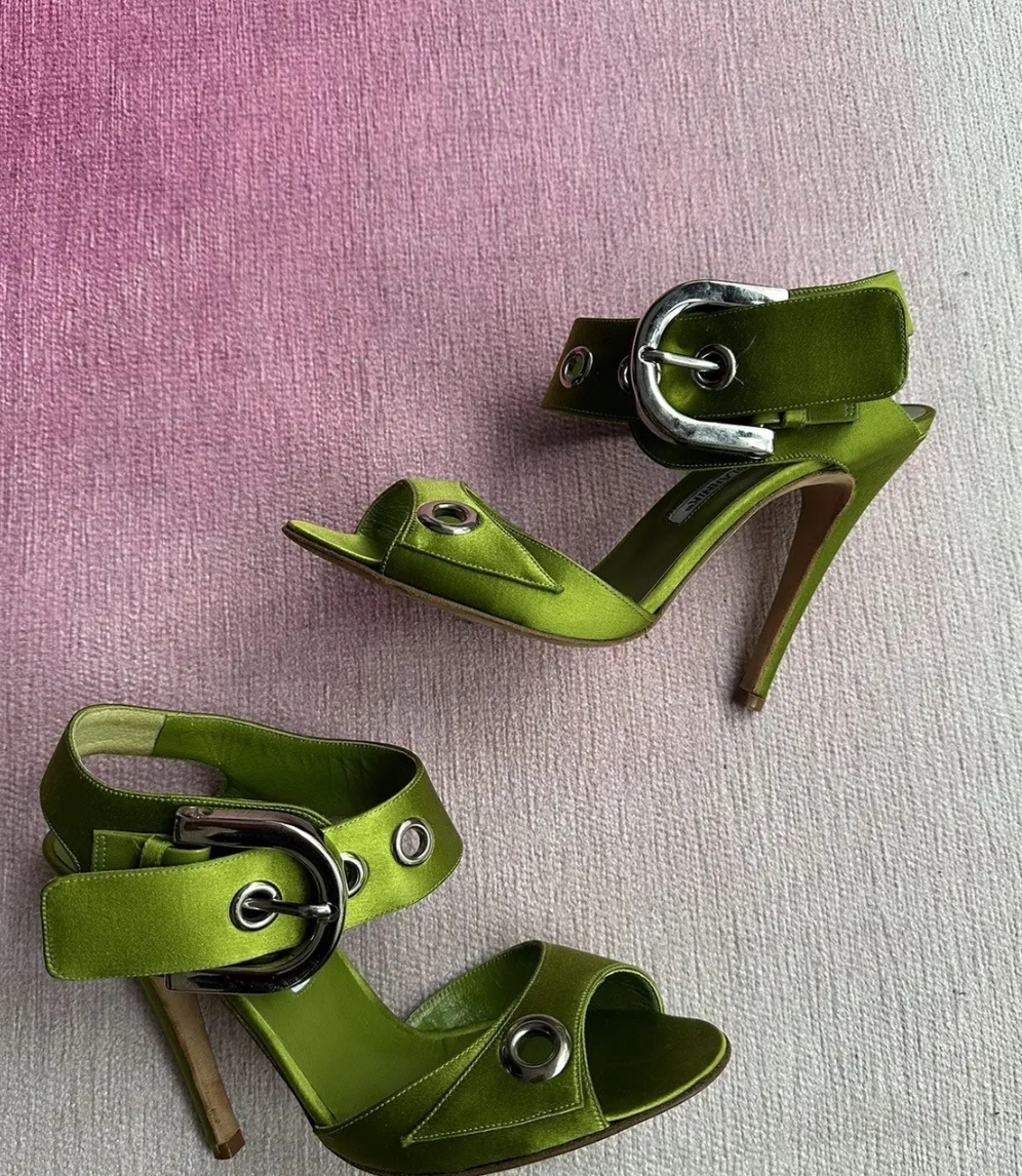 Manolo Blanik green heels