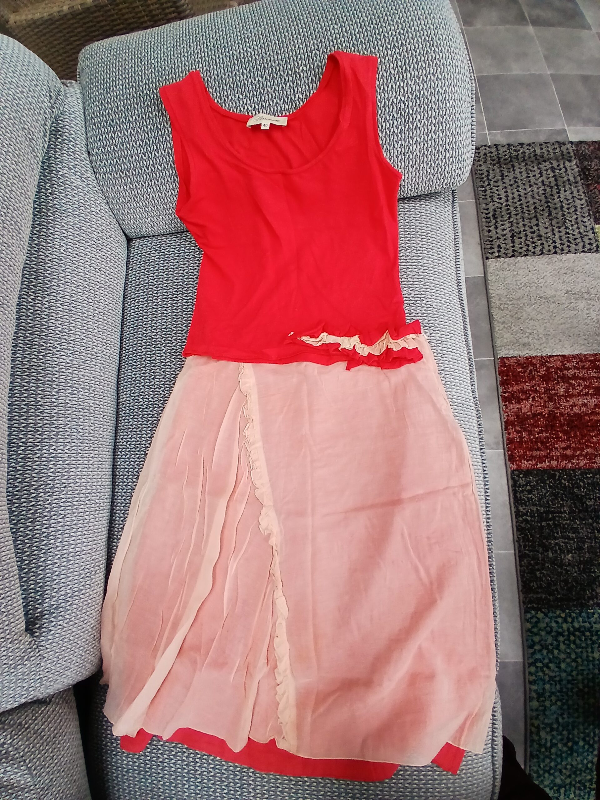 Parronchi red and cream